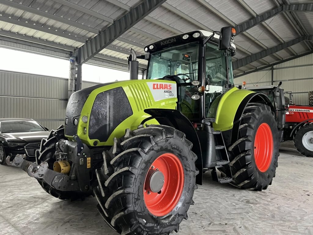 Claas Axion 810