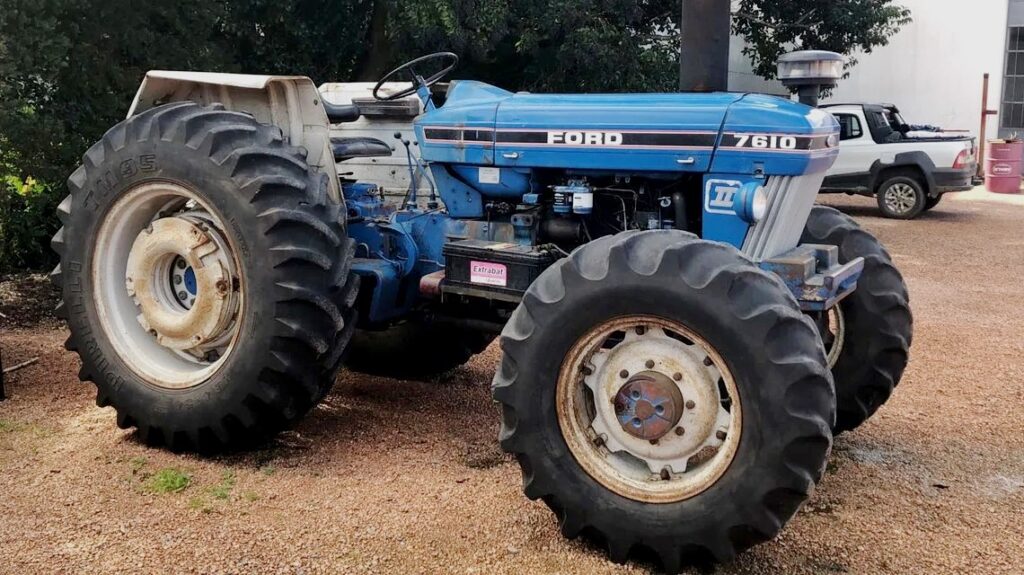 Ford 7610 | Tractor Data and Specs