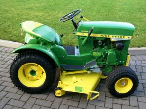 John Deere 110