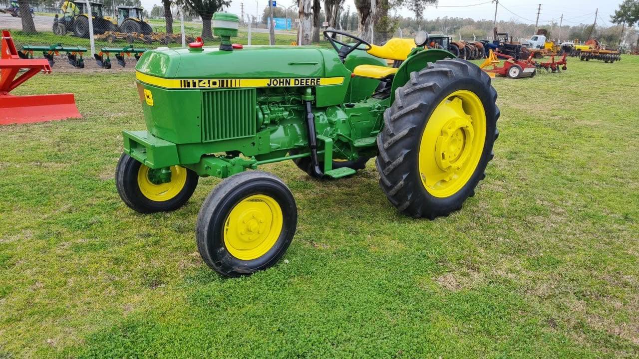 John Deere 1140 Tractor Data And Specs john-deere-1140-tractor-data-and-specs