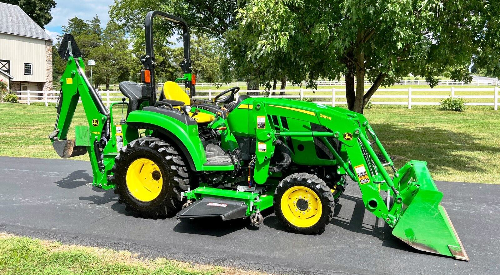 John Deere 2032r