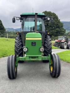 John Deere 3050