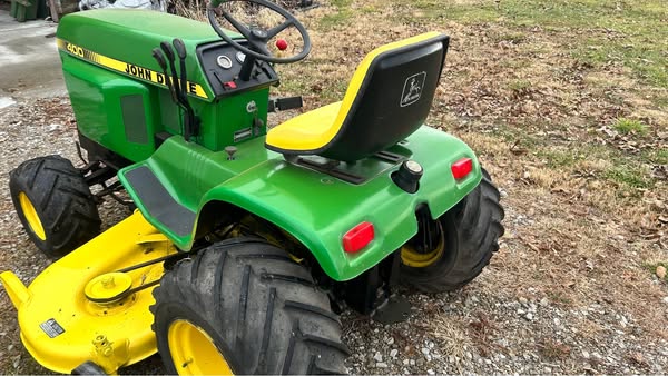 John Deere 400