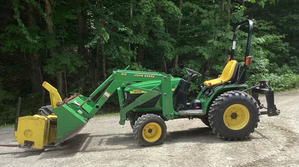 John Deere 4100