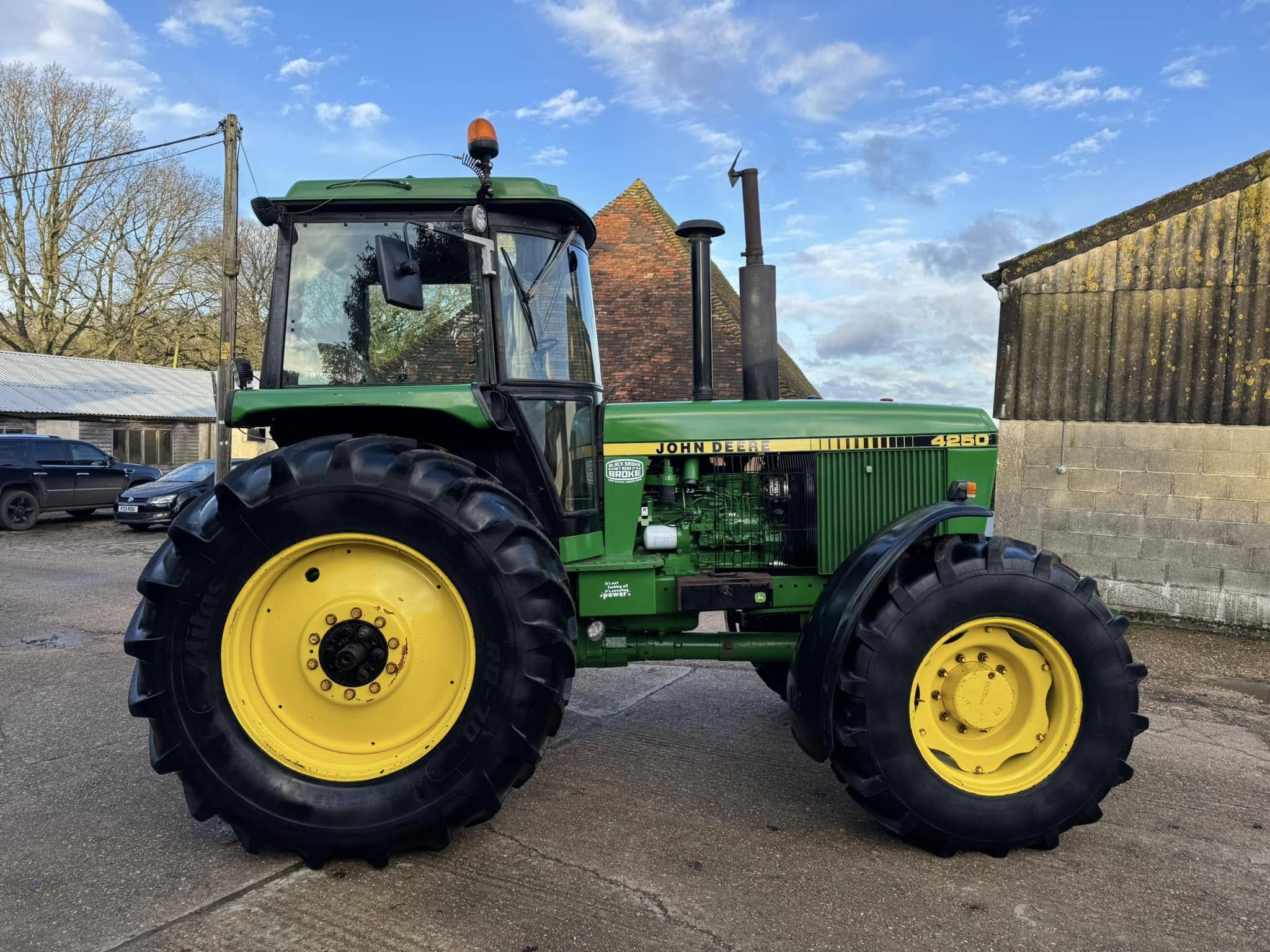 John Deere 4250 | Tractor Data and Specs