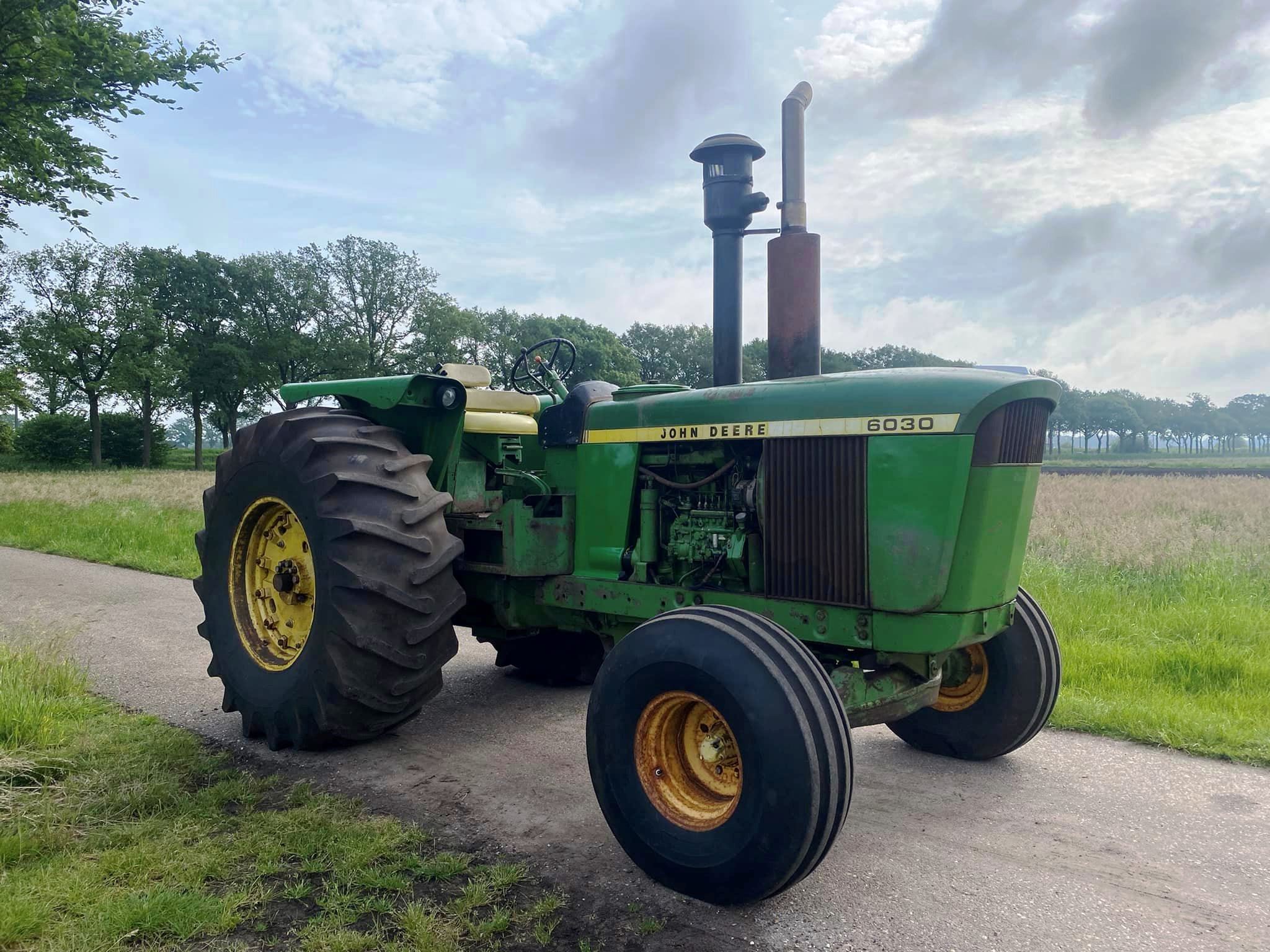 John Deere 6030 | Datos y especificaciones del tractor