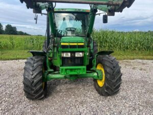 John Deere 6110