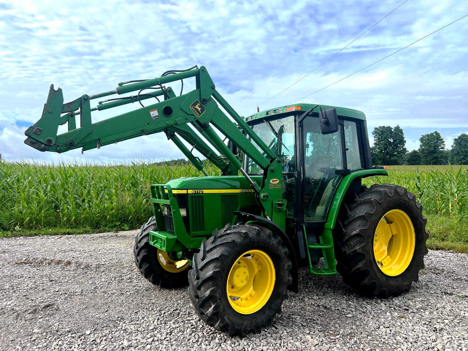 John Deere 6110