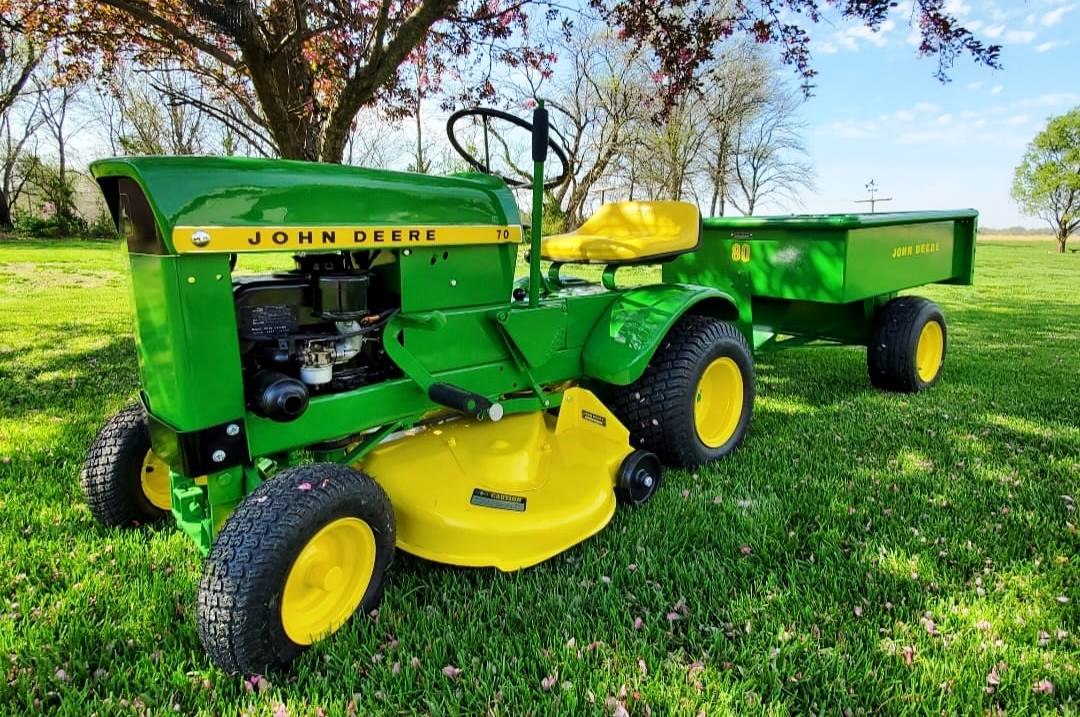 John Deere 70