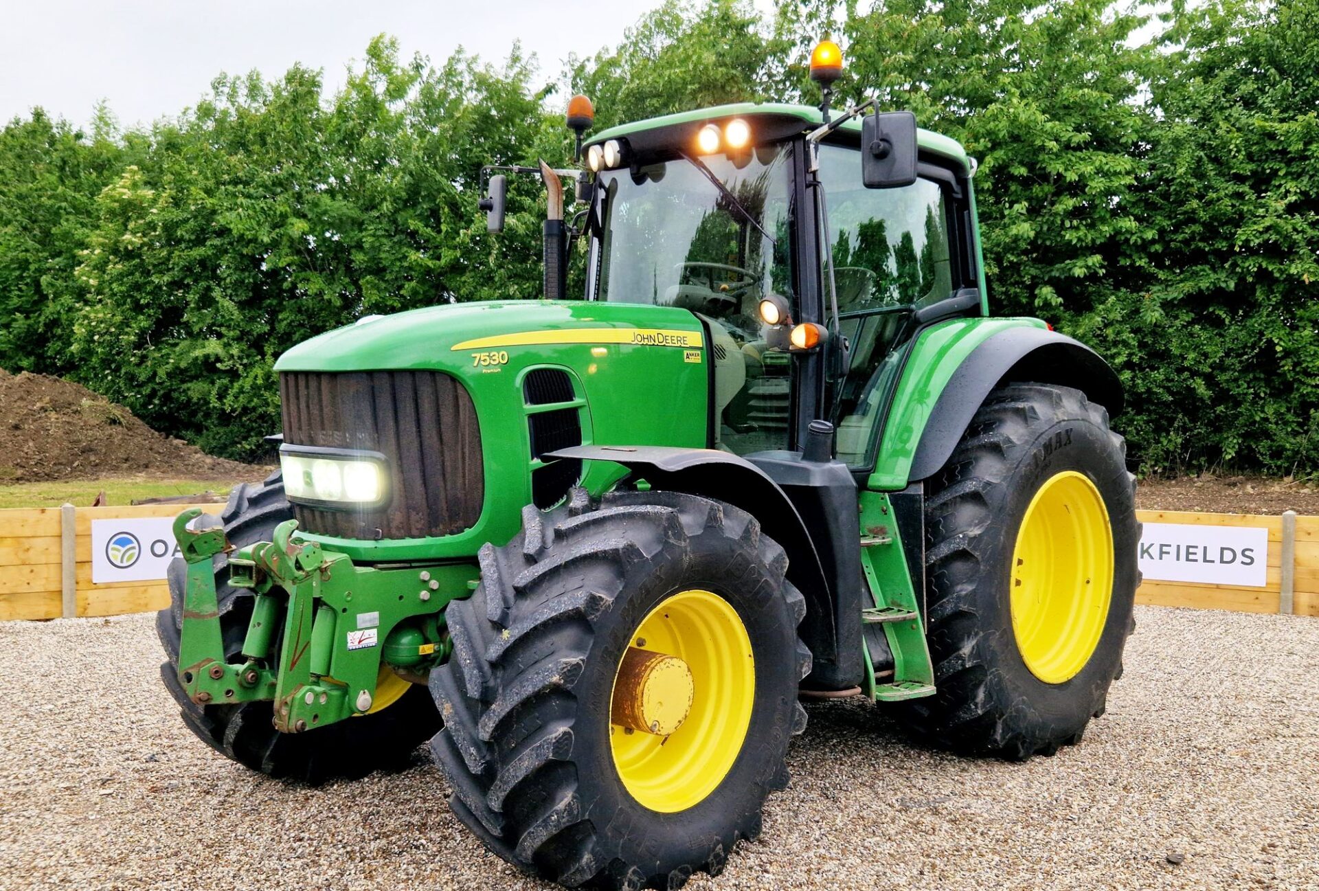 John Deere 7530 Premium Tractor Data And Specs