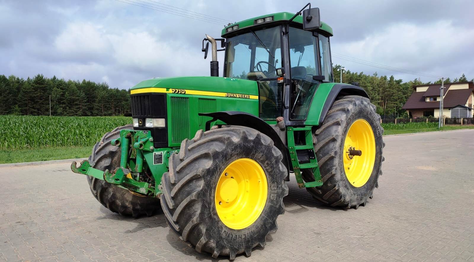 John Deere 7710 | Tractor Data and Specs