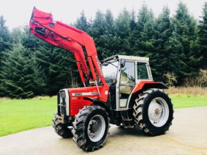 Massey Ferguson 390