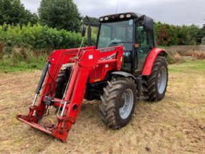 Massey Ferguson 5455