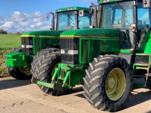 john Deere 7700