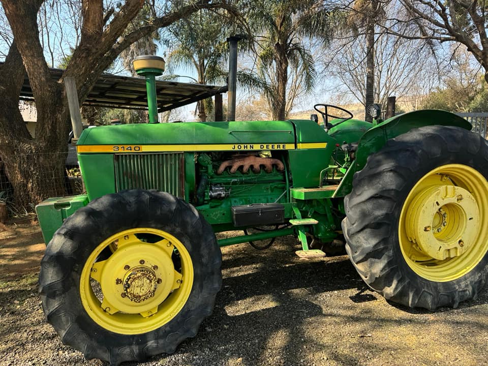 john deere 3140